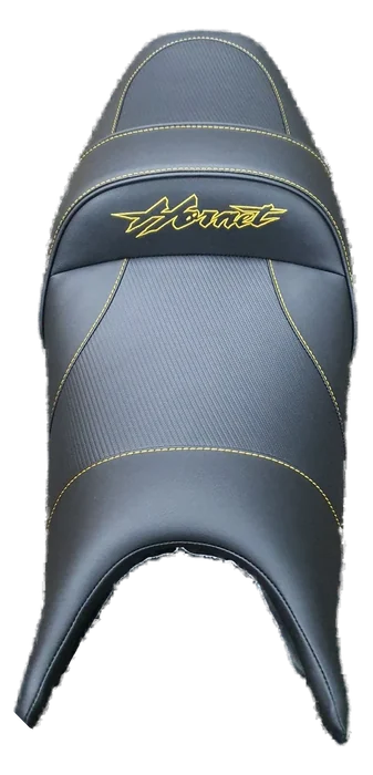 Siedzenie Honda Hornet — carbon-look z żółtymi przeszyciami i żółtym haftem